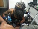 ශ්‍රී houseTattoos & Dreds