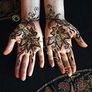 Henna und mehr: Henna Tattoos & Zubehör Berlin - Bio-Pflanzenhaarfarben