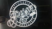 Reis tattooaria & barbearia