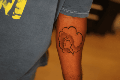 Review image by Kay Gladney for EJ Tattz