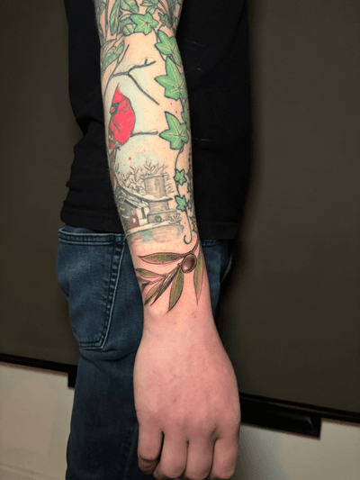 Review image by Josh Trowbridge for Aygul