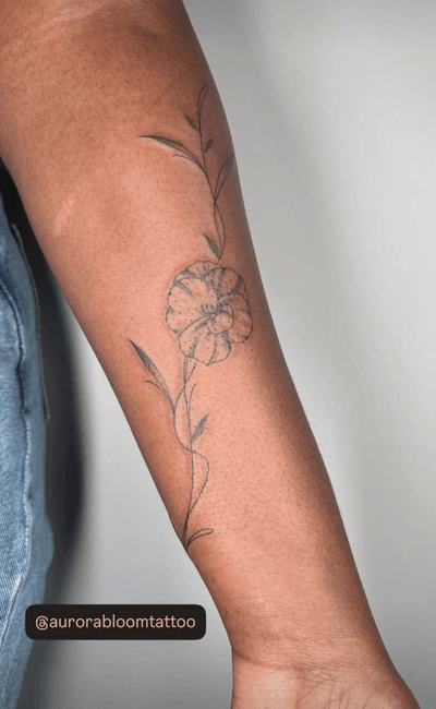 Review image by Kamina for Alice Hope Tattoo