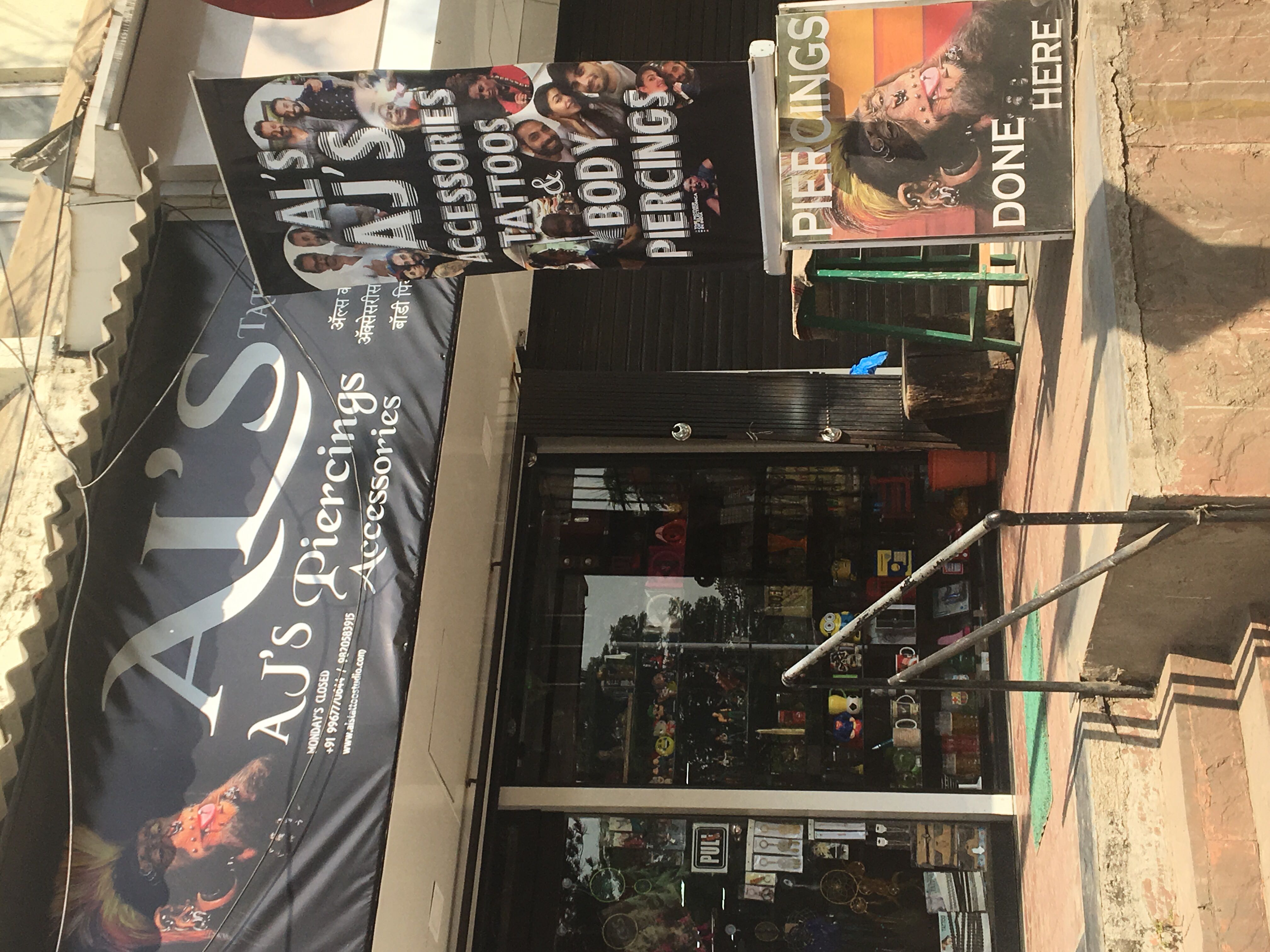 Al s Tattoo Body Piercing Studio Tattoo Studio Tattoodo
