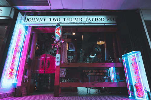 JohnnyTwoThumb TattooStudio
