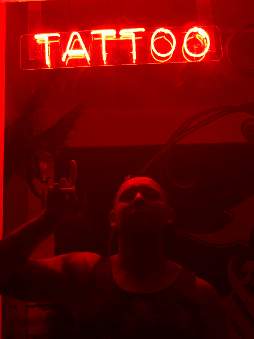 SOME MORE INK tattoo studio