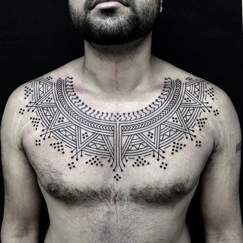Chest tattoo by Manawa Tapu #ManawaTapu #chesttattoo #sternumtattoo #chestpiecetattoo #tribal #linework #dotwork #pattern #shapes
