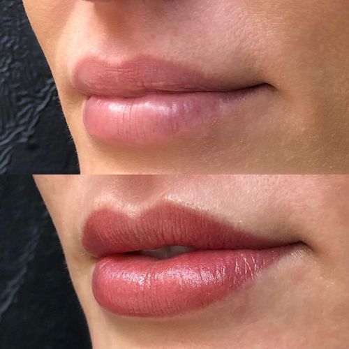 Lip liner tattoo by Claire Vuillemot #ClaireVuillemot #permanentmakeup #semipermanentmakeup #bodymod #cosmetictattoo #cosmetictattooing #liptattoo #liplinertattoo #permanentlipliner