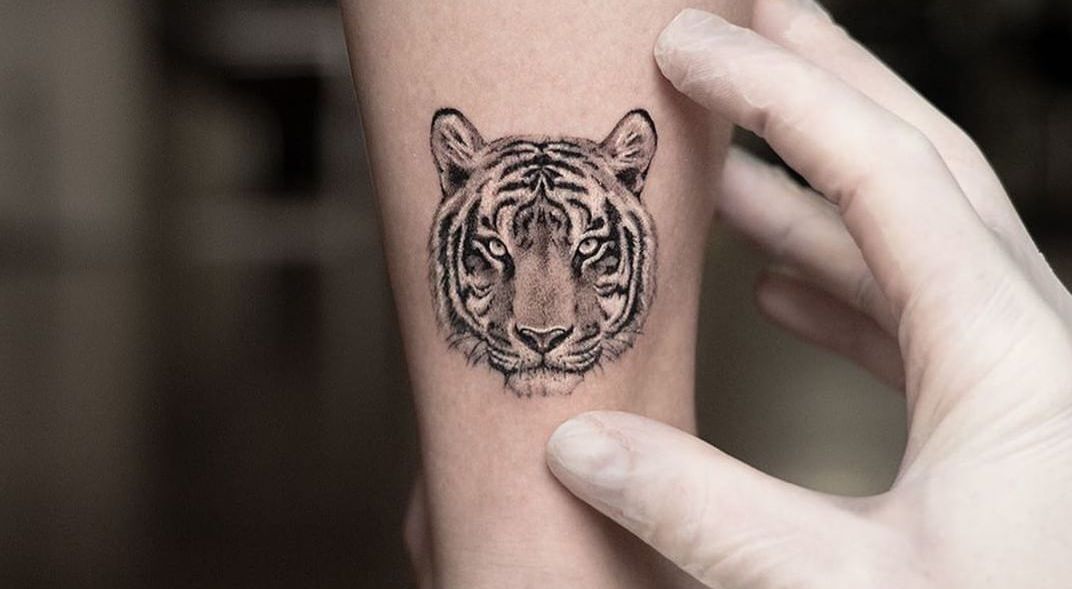 Small Ankle Tattoo Ideas – Self Tattoo